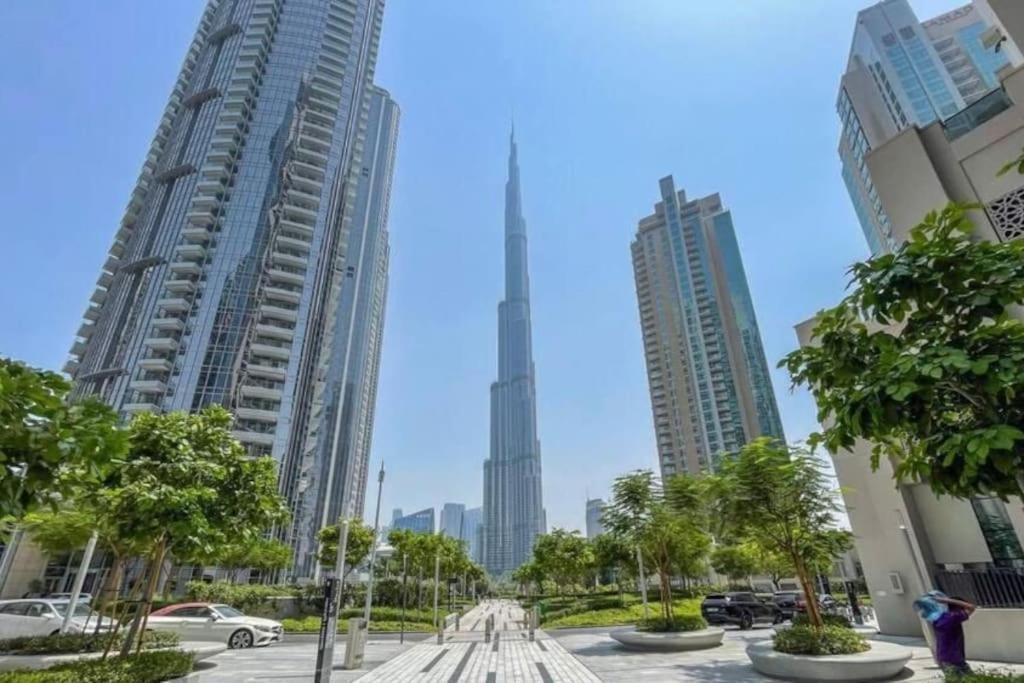 Апартаменты Luxury 1Br Burj Khalifa View Walk To Dubai Mal Экстерьер фото